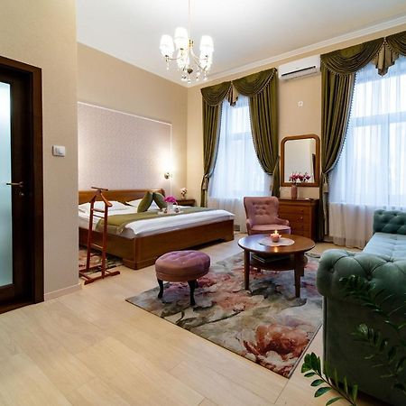 Central Harmony Apartment Odorheiu Secuiesc Bagian luar foto