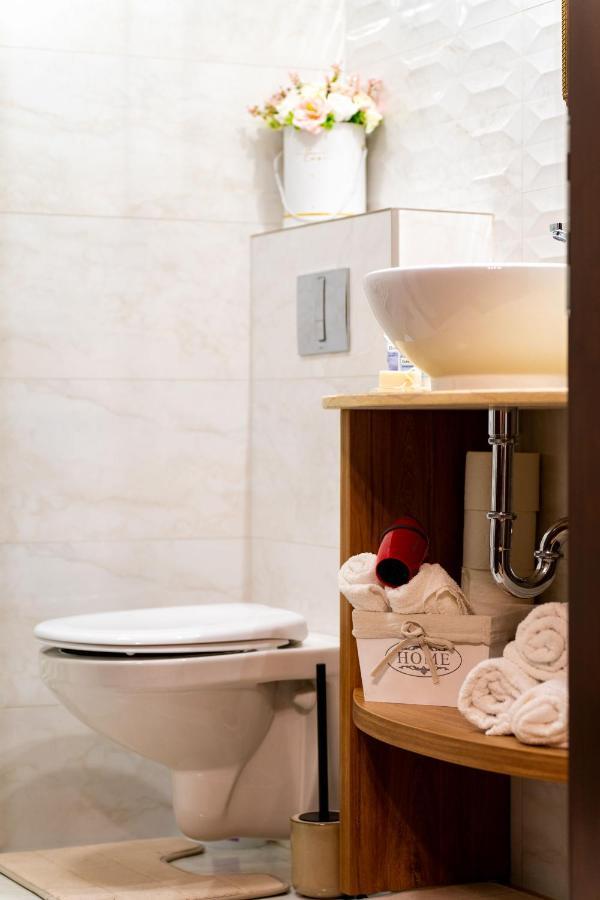 Central Harmony Apartment Odorheiu Secuiesc Bagian luar foto
