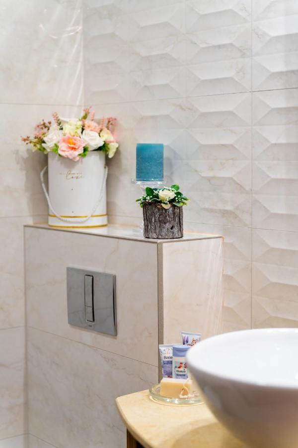 Central Harmony Apartment Odorheiu Secuiesc Bagian luar foto